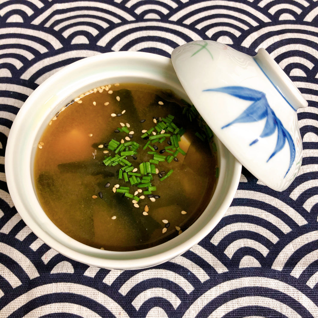 Miso Suppe med Laks