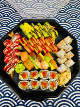 Indlæs billede til gallerivisning 48 stk. luksus toppede maki menu (3 personer)